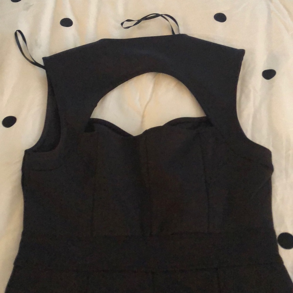 Beautiful LBD 🤩 - Picture 3 of 4